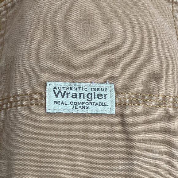 Men's Tan Wrangler Carpenter Shorts Size 38 - Picture 3 of 11